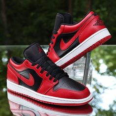 Nike Air Jordan 1 Low Reverse Bred 2020 Men’s Size 11 Black Red 553558-606 Jordan 1 Low Reverse Bred, Low Top Jordans, Nike Air Jordan 1 Low, Nike Air Jordan 1, Air Jordan 1 Low, Jordan 1 Low, Shoes Men, Air Jordan 1, Jordan Shoes