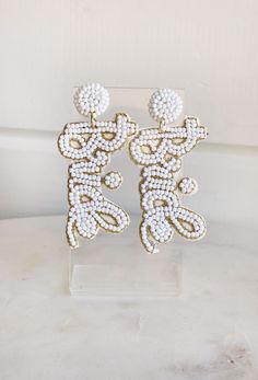 Bride Beaded Earrings, white beaded earring that say bride Right Here Right Now, Trendy Bride, Friend 2, Wedding Accessory, Everyday Fashion Outfits, Affordable Jewelry, Bead Earrings, Wedding Season, New Trends