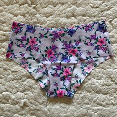 Victoria’s Secret White Floral Cheeky Panty Nwt Stretch White Bottoms With Floral Print, White Floral Print Stretch Bottoms, White Stretch Bottoms With Floral Print, Victoria's Secret Stretch Bottoms For Daywear, Victoria's Secret White Summer Shorts, Victoria's Secret Fitted Bottoms For Daywear, Fitted Victoria's Secret Bottoms For Daywear, Victoria's Secret White Short Bottoms, Victoria's Secret White Bottoms For Summer