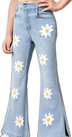 Cute Spring Denim Jeans, Cute Fitted Jeans For Summer, Cute Light Wash Jeans For Spring, Cute Light Wash Cotton Jeans, Vintage Baby Girl, Girl Vintage, Flare Leg Jeans, Girls Denim, Kids Beachwear