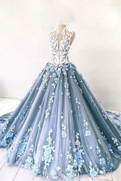 Blue Organza Evening Dress Ball Gown, Blue Tulle Ball Gown For Quinceanera, Blue Tulle Gown For Quinceanera, Blue Organza Evening Dress For Debutante Ball, Blue Organza Evening Dress For Prom Season, Elegant Light Blue Tulle Ball Gown, Light Blue Tulle Ball Gown For Debutante Ball, Blue Organza Ball Gown For Prom, Blue Tulle Gown For Debutante Ball