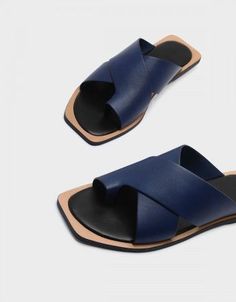 charles & keith $50 Slipper For Women, Summer Shoes Trends, Mens Sandals Fashion, Shoe Trend, Make Shoes, Shoes Hack, Gentleman Shoes