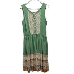 Nwt Matilda Jane Where The Green Grass Grows Dress Women's Large Excellent Condition Measurements Are Approximate And Taken Flat 19” Bust Flat 14” Waist Flat 38” Length Shoesleftnright Inv:73122 Clst Offers Welcome Sleeveless Green Lace Midi Dress, Summer Green Lace Midi Dress, Green Sleeveless Lace Maxi Dress, Green Lace Sleeveless Maxi Dress, Green Maxi Dress With Lace Trim For Spring, Green Lace Maxi Dress With Lace Trim, Casual Green Dress With Lace Patchwork, Spring Green Lace Midi Dress, Green Sleeveless Dress With Lace Patchwork