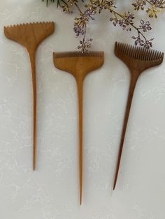 1950-60s' Vintage Japanese geisha brush handmade wooden firm hair brush. I sourced those directly from Japanese.  All handmade and curved. Those are rare Japanese vintage collection. Wooden Hair Brush, Wooden Brush, Japanese Geisha, Styling Comb, Styling Brush, 60s Vintage, 50s Vintage, Japanese Vintage, Hair Brush