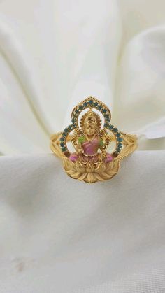 Lakshmi Ring For Women, Circuit Theory, Delicate Gold Jewelry, Gold Finger Rings, Locket Design, Gold Jewels Design, Indian Accessories, Gold Items, New Gold Jewellery Designs