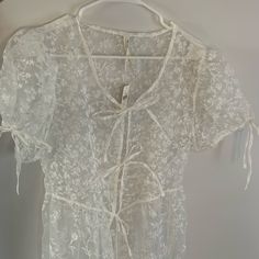 New With Tags, Never Worn! Bought To Wear My Wedding Morning Getting Ready. Perfect Condition. Wedding Morning Getting Ready, Organza Maxi Dress, Honeymoon Wardrobe, Anthropologie Kimono, Flannel Robe, Wedding Morning, Belted Robe, Floral Print Kimono, Velvet Kimono