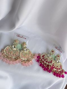 [ELEGANT DESIGN] These Indian Jhumka earrings feature a beautiful combination of gold ,light pink and hot pink color, perfect for traditional wear. - [HIGH QUALITY] Made with high quality materials to ensure durability and long-lasting shine. - [LIGHTWEIGHT] Comfortable to wear all day for any occasion. - [VERSATILE] Perfect for pairing with traditional Indian outfits or adding a touch of elegance to any outfit. Pink Earrings Outfit, Pink Jhumka, Light Pink Earrings, Indian Jhumka, Pink Kurti, Earrings Outfit, Hot Pink Color, Traditional Indian Outfits, Fancy Earrings