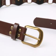 Add a pop of vintage charm to your outfit with the Ravyn Retro Belt in Brown. Made from faux leather, this stylish and trendy belt is easy to match with any clothes. Its unique shape will make you stand out in Alees Fashion Clothing Accessories Collection. Details Ravyn Retro Belt in Brown Faux Leather Stylish, trendy Easy to match with clothes Unique shape Alees Fashion Clothing Accesories Collection Belts For Dresses, Trendy Belts, Summer Formal Dresses, Paisley Fashion, Fashion Belts, Fashion Materials, Accessories Collection, Dresses Vintage, Vintage Brown