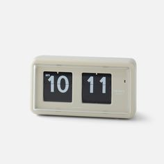 an alarm clock with the numbers ten 11