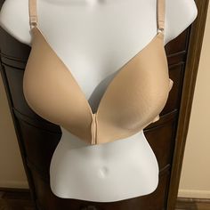 Victoria’s Secret No Wire Padded Bra Size 38d Condition: Nwt, Never Worn, Perfect Condition, No Spots, No Tears, No Rips! Please See Photos And Description Before Purchasing Pet Free, Smoke Free, Feel Free To Send Offers I Take Extra Care To Make Sure Every Item Is Just As It Is Described And Shown In Photos So Every Customer Of Mine Is 100% Satisfied. Fitted Beige Nursing Bra, Beige Nursing Bra, Victoria's Secret Beige Bra With Built-in Support, Victoria's Secret Beige Bra With Built-in Bra, Victoria's Secret Seamless Full Coverage Bra, Victoria's Secret Fitted Bra With Medium Bust Support, Victoria's Secret Stretch Full Coverage Bra, Victoria's Secret Full Coverage Stretch Bra, Victoria's Secret Fitted Full Coverage Bra