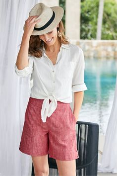 Solid Casual Shorts with Pocket Classy Shorts Outfits, Celebrity Boots, Four Patch, Christian Fashion, Shorts Outfits, Soft Surroundings, Linen Shorts, Shorts With Pockets, Latest Fashion Clothes