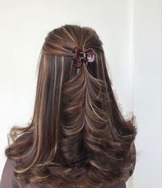 Highlights On Pale Skin, Hair Inspiration Long, Hair Color Streaks, Haircuts Straight Hair, Hair Makeover