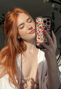 Red Haired Beauty, Beautiful Red Hair, Hair Color Auburn, Auburn Hair, Copper Hair, Redhead Girl