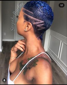 Natural Hair Haircuts, Short Natural Haircuts, Black Hair Short Cuts, Short Shaved Hairstyles, Shaved Side Hairstyles, Shaved Hair Designs, Tapered Natural Hair, Natural Hair Cuts