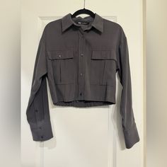 Could Be Worn As Jacket As Well Oversized Fit New With Tag Has A Small Fabric Snag At Pocket (As Shown) Very Very Tiny Elastic Details In The Bag Pleated Crop Top, Scoop Neck Crop Top, Short Sleeve Tunic Tops, Striped Sleeveless Top, Poplin Top, Crop Top Tees, Zara Blouse, Cropped Shirt, Gathered Sleeves