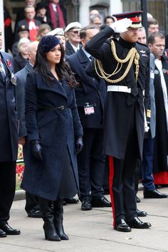 The Duke and Duchess of Sussex Attend the 91st Field of Remembrance — Royal Portraits Gallery Royal Etiquette, Meghan Style, Meghan Markle Photos, Prinz Charles