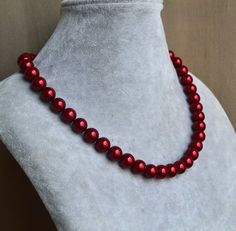 dark red pearl necklace,18 inch single strand 10mm dark red glass pearl necklace,bridesmaids necklac Elegant Burgundy Beaded Necklaces With Round Beads, Elegant Red Pearl Necklace For Formal Occasions, Elegant Single Strand Red Pearl Necklace, Elegant Red Single Strand Pearl Necklace, Red Pearl Necklace, Wedding Necklace Pearl, Good Necklace, Red Pearl, Pearl Necklace Wedding