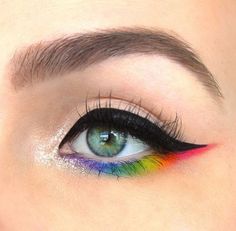 Femme Pride Outfit, Simple Pride Make Up, Pride Makeup Ideas Easy, Pride Make Up, Easy Pride Makeup, Pride Fits, Pride Looks, Pride Hair, Pride Outfit Ideas