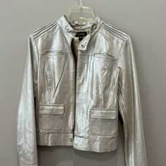 Very Good Condition- Like New Vintage 100% Real Leather Women’s Size S Vintage Single-breasted Leather Outerwear, Leather Moto Jacket, Moto Jacket, Metallic Leather, New Vintage, Real Leather, Leather Women, Like New, Coats For Women