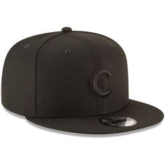 Head to the ballpark sporting this elite Chicago Cubs Black on Black 9FIFTY Team Snapback adjustable hat from New Era and take the title as the #1 fan! With an all-black color and sweet raised embroidery, this cap will help fellow fans spot your team pride from across the crowd. Cheer on your beloved Chicago Cubs in style by adding this quality cap to your look! One size fits most Six panels with embroidered eyelets High Crown Material: 100% Polyester Snapback Surface washable Contrast color und Raised Embroidery, Black On Black, Chicago Cubs, Adjustable Hat, All Black, New Era, Contrasting Colors, Black Color, Baseball Hats