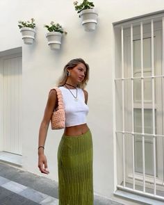 Spain Outfit, Summer Holiday Outfits, European Summer Outfits, Estilo Hippie, Outfit Inspo Summer, Paris Mode