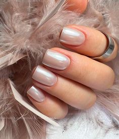 32 Classy Nails That Will Turn Heads Simple Nail Ideas, Short Nail Ideas, Cruise Nails, Minimalist Nail, Hot Pink Nails, Nail Art Techniques, Minimalist Nail Art, Burgundy Nails, Almond Nail