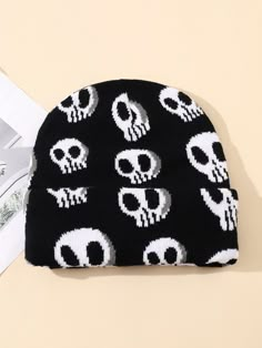 Blanco y Negro Casual Collar  Tela Dibujos animados Gorro Embellished   Accesorios de Mujer Black And White Accessories, Halloween Beanie, Hello Kitty Crochet, Mens Beanie Hats, Alt Clothes, Stylish Caps, Concept Clothing, Guys Clothing Styles, Mens Beanie