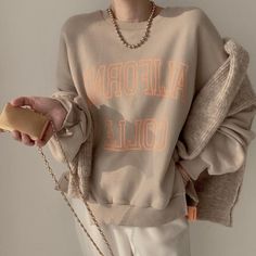 Product information:Pattern: letters/numbers/textStyle: Casual/Street/Punk/Hip Pop/Preppy/VintageFabric name: TencelColor: khaki. gray. white. blackStyle type: fresh and sweetDescription:ï»?span data-mce-fragment="1">Designed with letters pattern at front. features drop shoulders detailing.Size Information:Size: one size