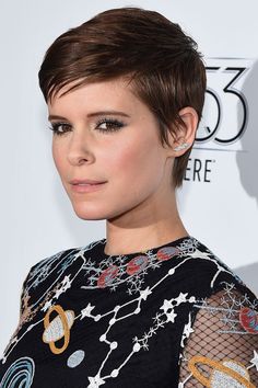 Hair, Hairstyle, Face, Eyebrow, Beauty, Chin, Lip, Pixie cut, Brown hair, Bangs, Wedge Hairstyles, Asymmetrical Hairstyles, Edgy Pixie, Kate Mara, Modern Haircuts, Peinados Recogidos, Shoulder Hair, Fringe Hairstyles