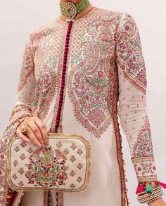 Luxury Bollywood Kurta With Floral Embroidery, Luxury Traditional Fit Kurta With Intricate Embroidery, Luxury Traditional Kurta With Motifs, Luxury Traditional Kurta With Printed Motifs, Luxury Bollywood Style Floral Embroidered Kurta, Flower Print Pattern, Designer Anarkali Dresses, Fashion Design Template, Kurti Design