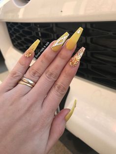 Yellow Prom Nails, Mustard Nails, Yellow Nail Art Designs, Yellow Prom, Yellow Nail Art, Yellow Nails Design, Yellow Nail, Banana Clip