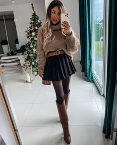 Thanksgiving Outfit Ideas, Women Fall Outfits, Christmas Outfit Ideas, Wardrobe Tips, Outfits Chic, Nice Style, Christmas Outfits, Thanksgiving Outfit