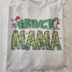 Cute Design ! Custom Made And Will Ship Within A Few Days! On Gildan Unisex Short Sleeve Check Out My Page For More Designs Festive Green Casual Tops, Bday Shirts, Grinch Birthday, Black Cat Humor, Grinch Shirt, Grinch Shirts, Taylor Swift Funny, Stitch Shirt, Holiday Coffee