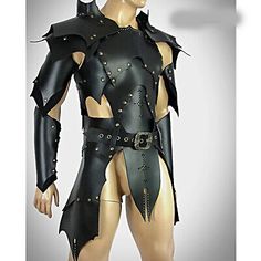 Armor Dress Dragon, Costume Armour Foam Armor, Fantasy Leather Armor Dress, Studded Leather Armor, Elf Armor, Leather Armour, Medieval Cosplay, Black Vampire, Costume Armour