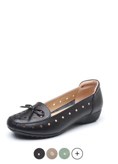 These Karen women's loafers from USS Shoes offer premium comfort and style. Crafted from high-quality genuine leather, they feature a round toe and a 1.5-inch heel for a comfortable fit. With a medium-width option of B and light weight of only 6 ounces, these shoes are perfect for all occasions, from casual to summer season. • Upper Material: Genuine Leather• Outsole Material: Rubber• Fit: Fits true to size, take your normal size• Season: Summer / Autumn / Spring • Fashion Element: Butterfly-kno Loafers With Bow, Affordable Shoes, Brand Name Shoes, Shoes Store, Lace Up Flats, Women's Loafers, Pointed Toe Flats, Chunky Boots, Summer Season