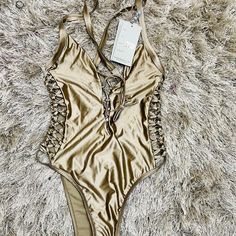 Suoer Cute Chic Gold Swimwear For Summer, Chic Beige Swimwear For Party, Chic Beige Party Swimwear, Gold Beachwear Swimwear For Spring, Chic Gold Swimwear For Night Out, Chic Gold Stretch Swimwear, Beige Party Swimwear For Spring, Brown Party Swimwear For Spring, Gold Bathing Suit