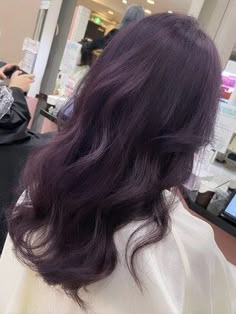 Violet Hair Colors, Purple Hair Color, Dark Purple Hair, Dyed Hair Purple, Plum Hair, Wine Hair, Violet Hair, Fake Insta, Hair Color Purple