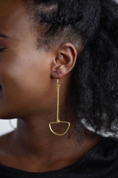 Unique African Maasai Handcrafted Brass Earrings with an Elegant Look and Brilliant Finish. GET FREE SHIPPING FOR ADDITIONAL ITEMS PURCHASED- For as low as $20, get Free shipping for any additional item purchased (No Limits on the number of additional items), with a faster delivery time of 3 days via DHL. Ordinary/ Standard post also available upon request. We Custom Make to Suit Your Taste. Available In All Colors and Sizes. For wholesale please chat me up for discounted rates. African jewelry Ankara Earrings, Beaded Dog Collar, Wholesale Earrings, Handmade Dog Collars, Ethnic Earrings, Handmade Brass, Maasai, African Beads, African Jewelry