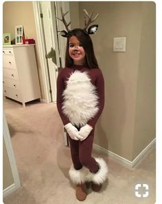 50+ Kids Who Took Halloween Costumes To Another Level - HubPages Diy Reindeer Costume, Deer Costume Diy, Diy Deer Costume, Rudolph Costume, Deer Halloween Costumes, Reindeer Outfit, Baby Kostüm