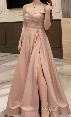 Gowns Dresses Elegant, Modest Dresses Casual, Cute Dress Outfits, Trendy Dress Outfits, Designer Dresses Casual, Quick Outfits, Stylish Dress Book