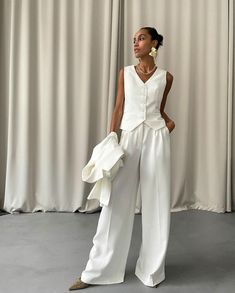 White 3 Piece Wedding Suit Bridal Suit Wedding Pantsuit For - Etsy España White Occasion Outfit, White Suit Pants Women, White Vest Suit Women, White Tailored Suit Women, Cute Pantsuits For Women, Wedding Suit White Woman, White Vest And Pants, White Pantsuit Women, Pants Suit For Women Wedding