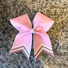 Full glitter cheer bow. Edges of grosgrain ribbon show will show around full glitter: Bow is fully customizable Primary Color is Ribbon color. Pink Cheer Bow, Pink Cheer Bows, Competition Cheer, Sideline Cheer, Dance Bows, Softball Bow, Glitter Cheer Bow, Competitive Cheer, Cheer Bow