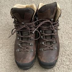 Really Good Condition Hanwag Lhasa Lady Hiking Boots With Master Fit Inserts That Can Be Removed. They Are Made Of Yak Leather And Are Very High Quality Boots High Quality Boots, Leather Hiking Boots, Hiking Boots Women, Lhasa, Hiking Boots, Women Shoes, Boots, Women Shopping, Leather