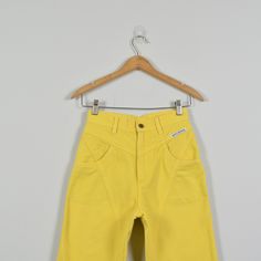 "Condition: Great! Super cute! Brand: Rocky Mountain  Color: yellow (color is most accurate in measuring tape images) Tag Size: 27/5 L (please view measurements for accurate sizing) 100% Cotton (no stretch) MEASUREMENTS: Waist (doubled): 25\" Hips (doubled): 37\" Rise: 11.5\" Thigh Width (doubled): 20.5\" Inseam: 33\" Ankle (doubled): 13\" BEFORE PURCHASING PLEASE MAKE SURE TO MEASURE YOURSELF!  All pants are normally a little darker than the image because of the camera and studio lights. Please Yellow Style, Studio Lights, Vintage Denim Jeans, Womens Jeans, Measuring Tape, Studio Lighting, Yellow Fashion, Rocky Mountain, Rocky Mountains