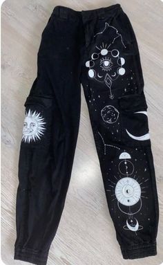 Street Core Aesthetic Outfits, Spring Fantasy Clothing, Space Core Clothes, Clothes With Eyes On Them, Spacecore Fashion Men, Spacecore Clothes, Dragon Outfit Aesthetic, Cosmic Core Outfits, Celestial Outfit Aesthetic