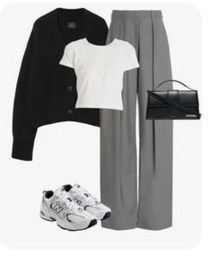 Smart Casual Winter Outfits Women, Looks Adidas, Smart Outfits, Skandinavian Fashion, Chique Outfits, Uni Outfits, Work Fits, Everyday Fashion Outfits, Casual Day Outfits