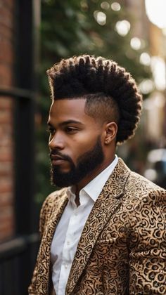 Embracing your natural hair can be a powerful expression of style and individuality, especially with the diverse range of Afro hairstyles for men available #afro #hairstyle #ideas Men Afro Hairstyles, Afro Hairstyles For Men, Men Afro, Short Afro, Haircut Inspiration, Hairstyles For Men, Style At Home, Stylish Hair