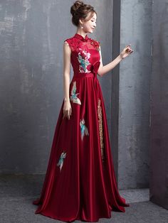 Red A-Line Floor Length Qipao / Cheongsam Wedding Dress with Embroidery Red Chinese Wedding Dress, Evening Dresses Red, Blue Wedding Dress Royal, Chinese Gown, Red Qipao, Red Bridal Dress