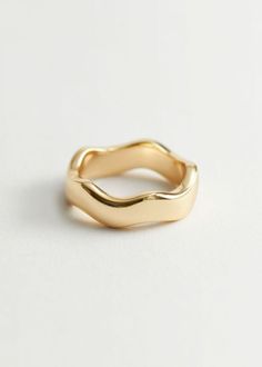 Wave Ring, Golden Ring, Chunky Jewelry, Rings Gold, Classy Jewelry, Jewelry Photography, Thumb Rings, Unisex Jewelry, Brass Jewelry