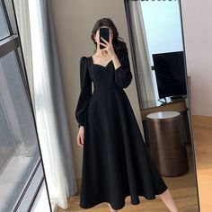 Korean Female Fashion, Hepburn Style, Vintage Black Dress, Long Sleeve Casual Dress, Black Long Sleeve Dress, Long Black Dress, Womens Black Dress, Slim Dresses, Solid Clothes